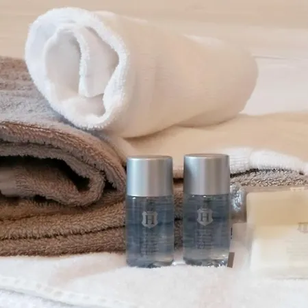 ゲストハウス マイ ホーム B＆b 3*